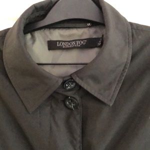 Sz L LONDON FOG RAINCOAT